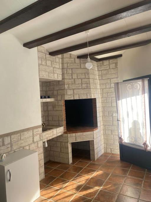 Graja de Iniesta Agradable Casa Con Chimenea Interior Y Barbacoa.ヴィラ エクステリア 写真